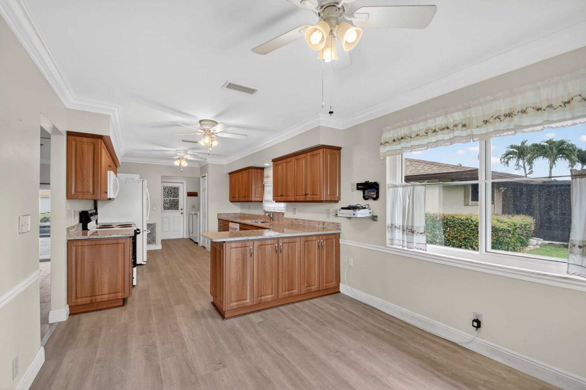 10460 Greentrail Drive N, Boynton Beach, FL 33436 Photo