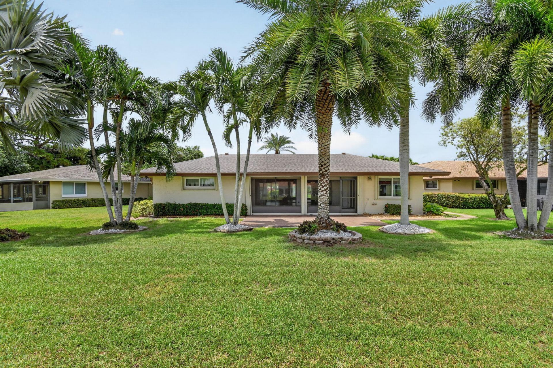 10460 Greentrail Drive N, Boynton Beach, FL 33436 Photo