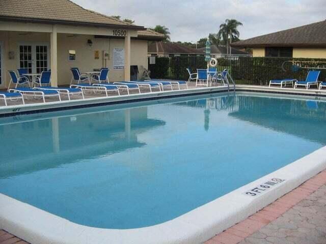 10460 Greentrail Drive N, Boynton Beach, FL 33436 Photo