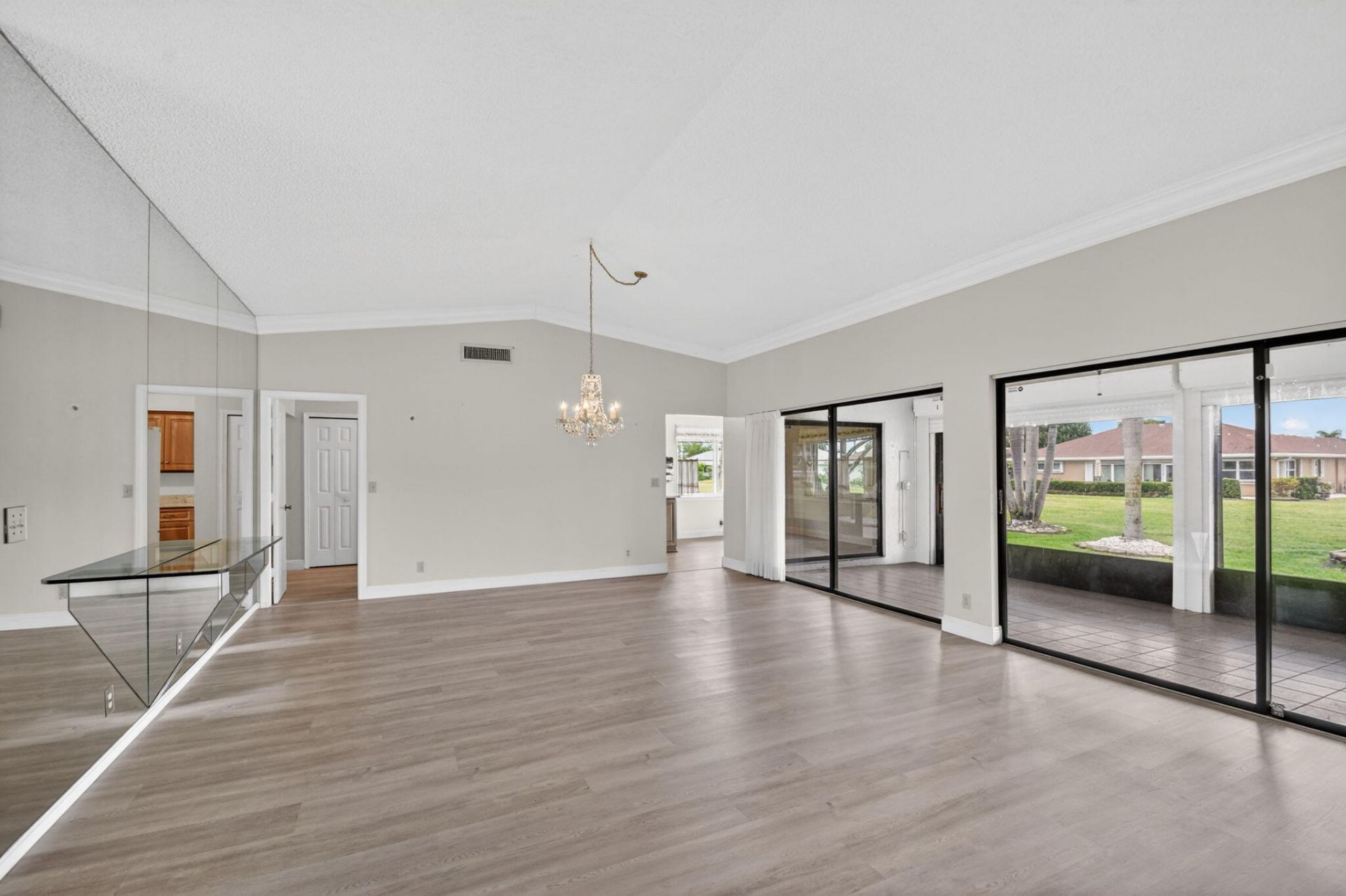 10460 Greentrail Drive N, Boynton Beach, FL 33436 Photo
