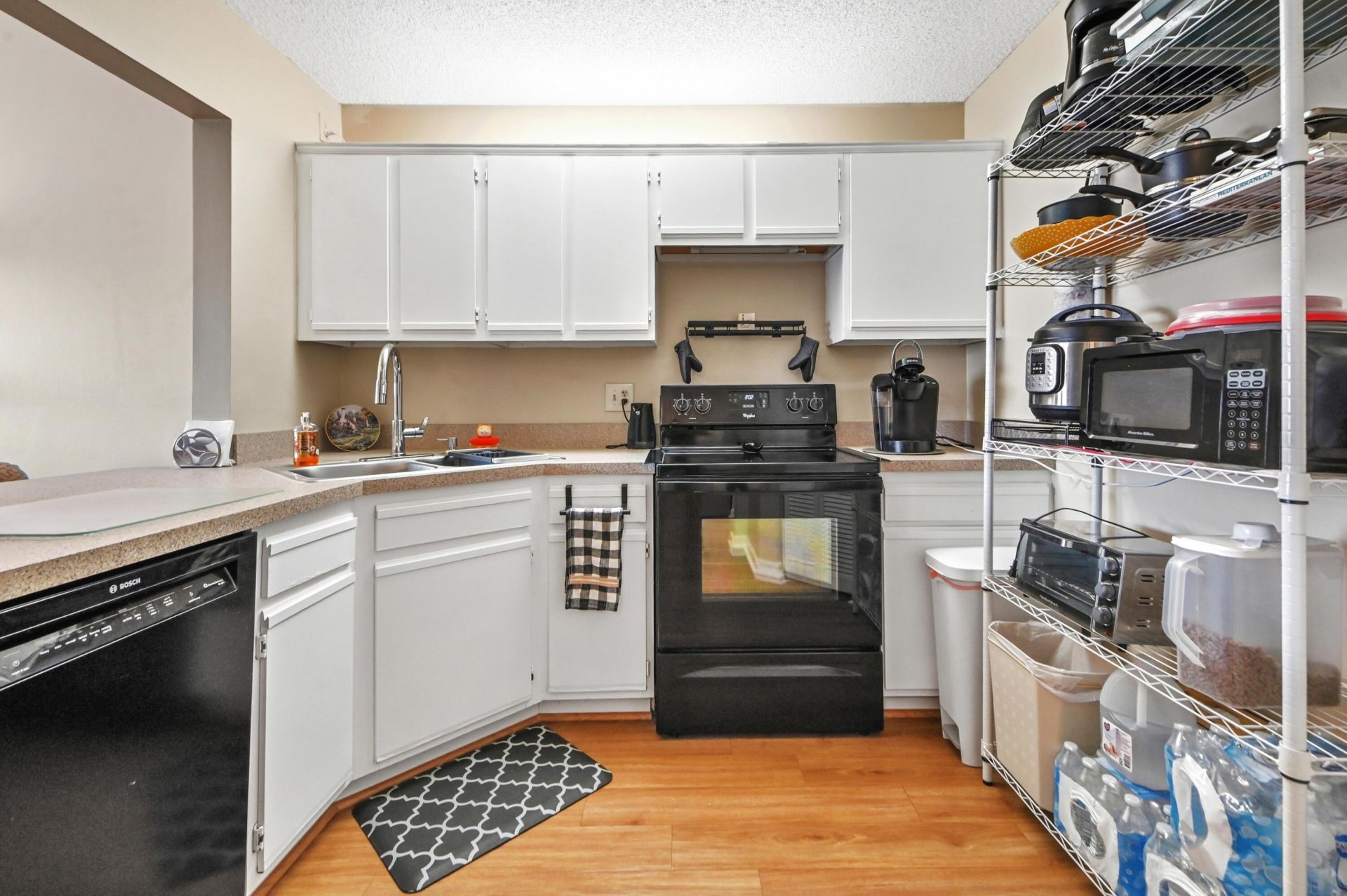 2641 Gately Drive W, Unit 503, West Palm Beach, FL 33415 Photo