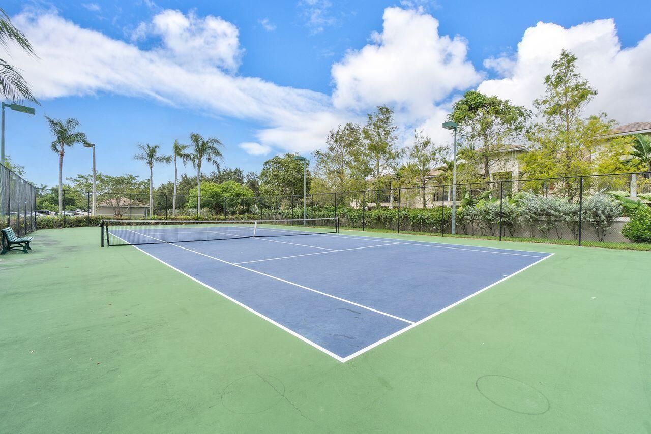 5011 Wiles Road, Unit 303, Coconut Creek, FL 33073 Photo