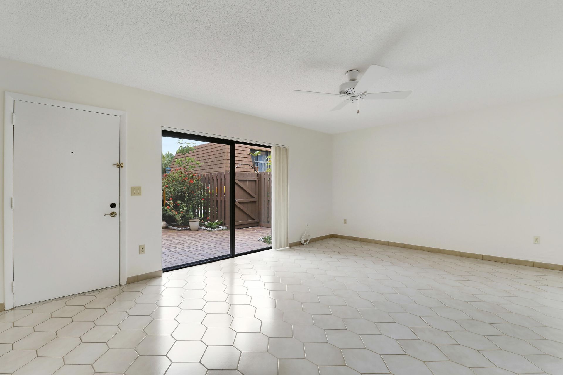 825 Center Street, Unit 49c, Jupiter, FL 33458 Photo