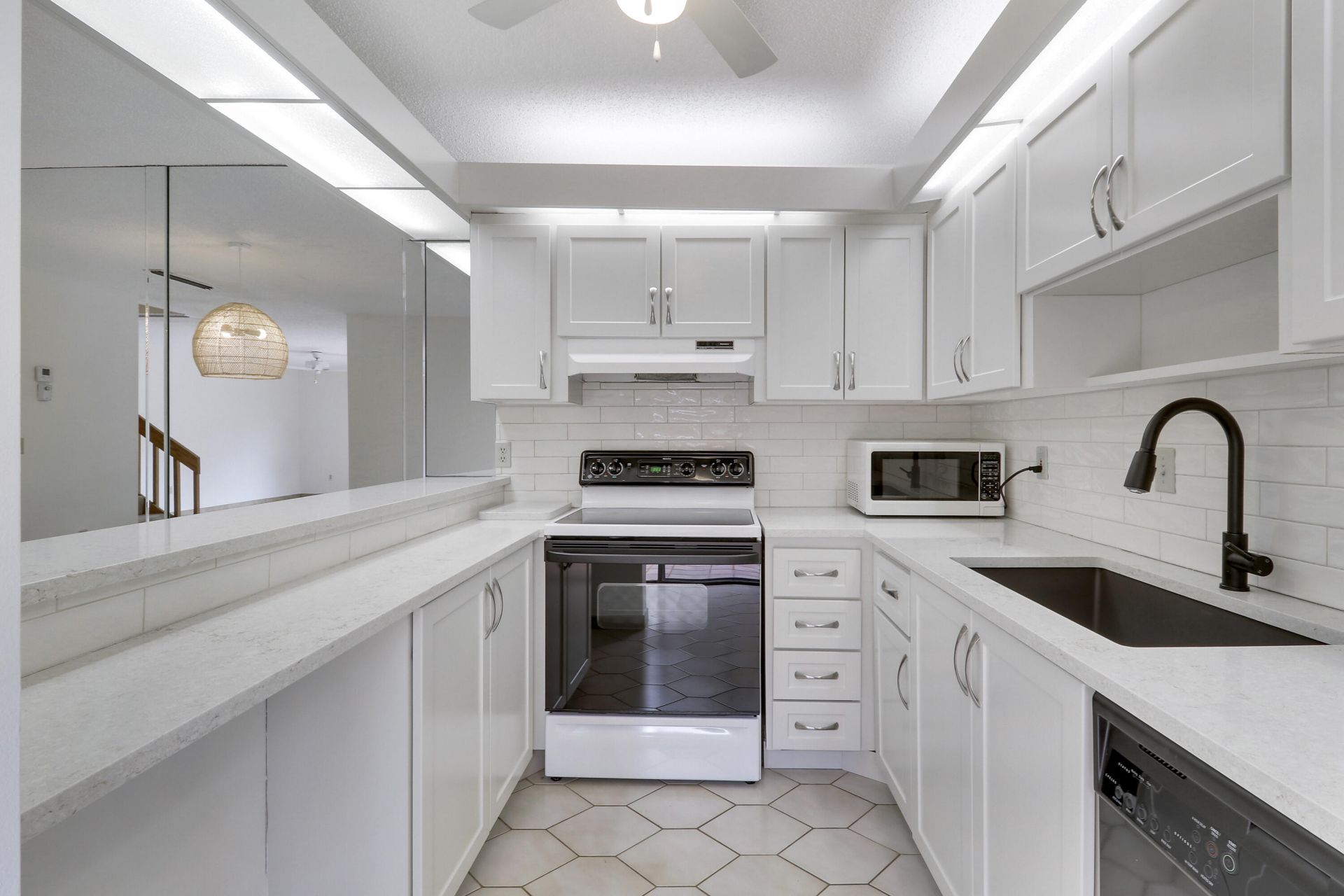 825 Center Street, Unit 49c, Jupiter, FL 33458 Photo
