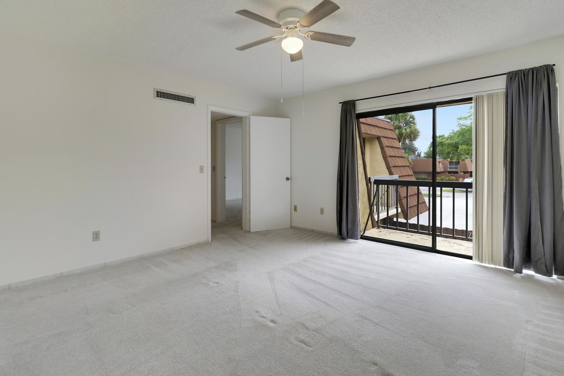 825 Center Street, Unit 49c, Jupiter, FL 33458 Photo