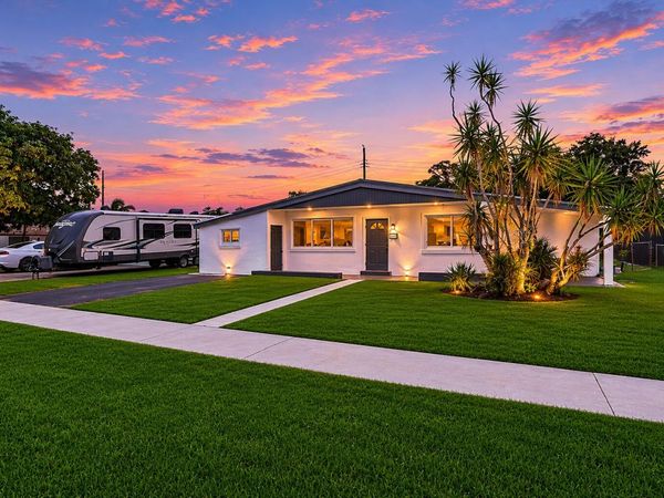 620 N 66th Avenue, Hollywood, FL 33024