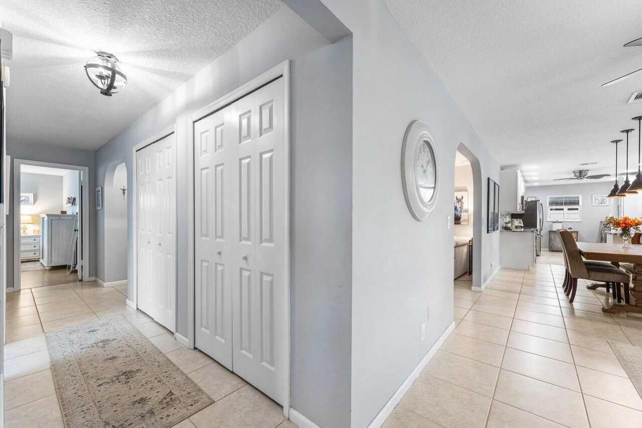 2527 SW 12th Street, Boynton Beach, FL 33426 Photo