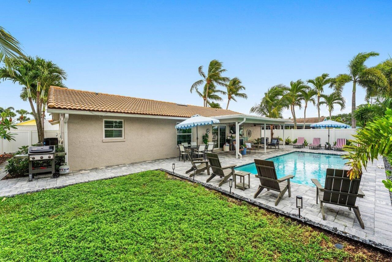 2527 SW 12th Street, Boynton Beach, FL 33426 Photo