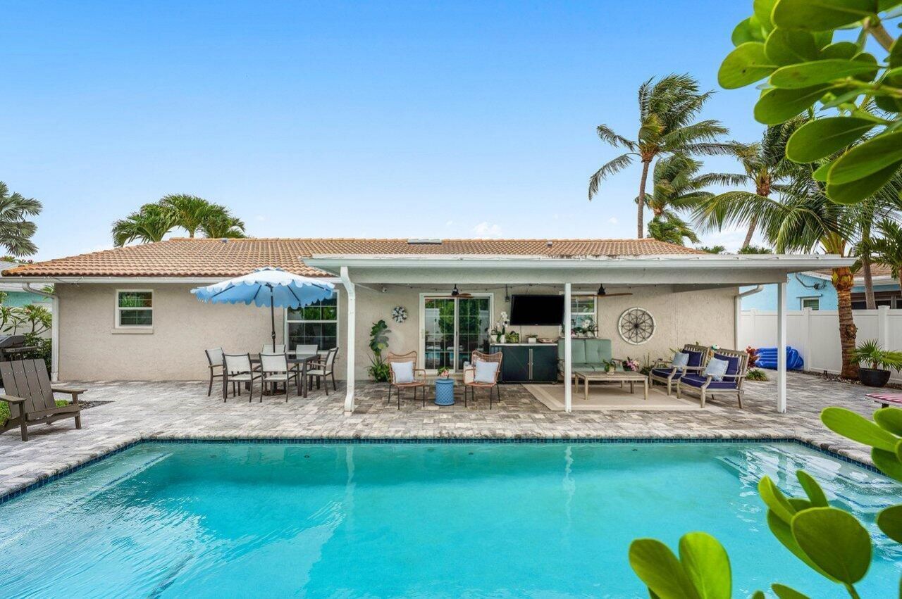 2527 SW 12th Street, Boynton Beach, FL 33426 Photo