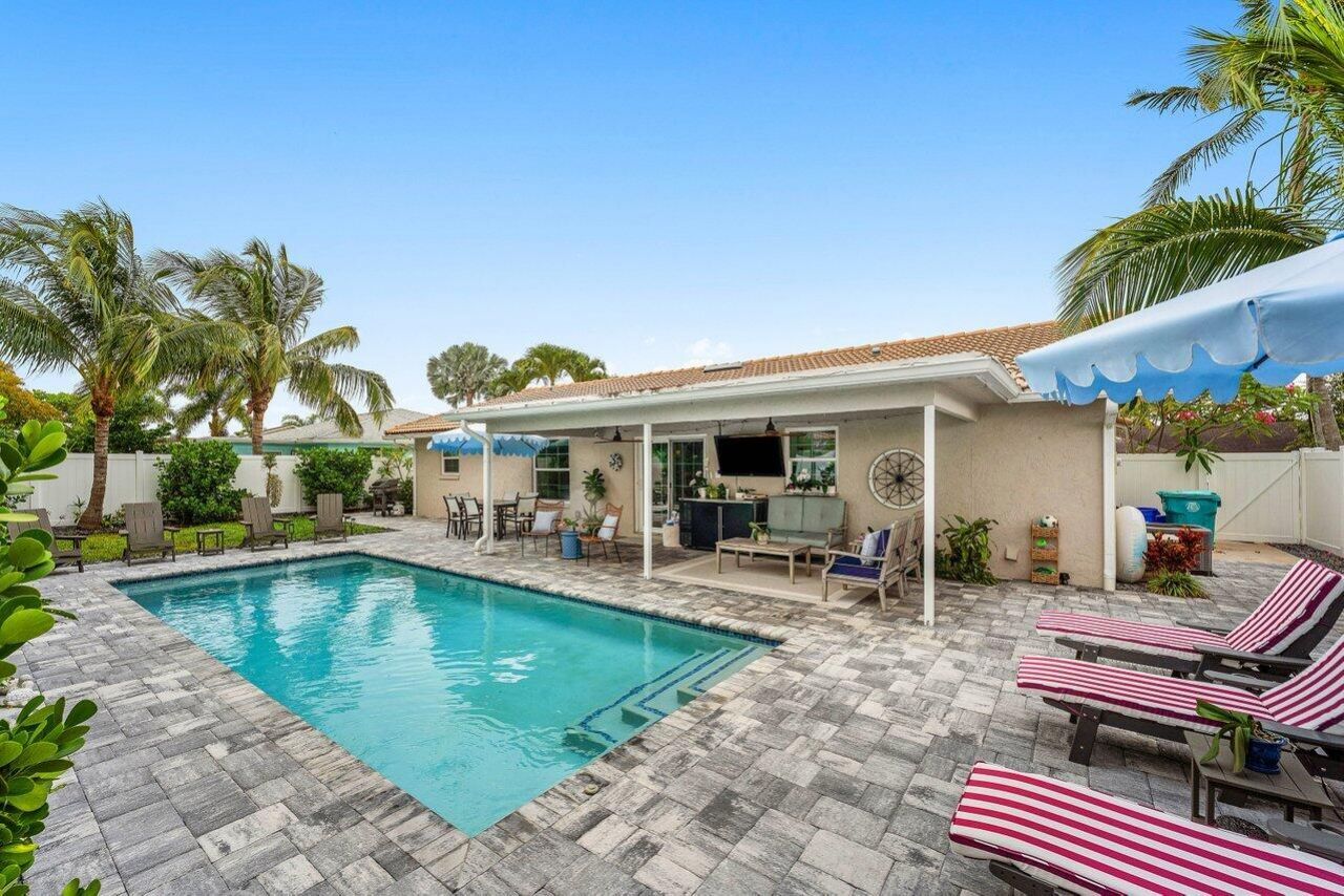 2527 SW 12th Street, Boynton Beach, FL 33426 Photo