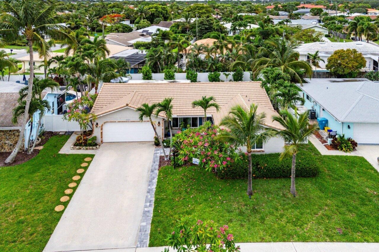 2527 SW 12th Street, Boynton Beach, FL 33426 Photo