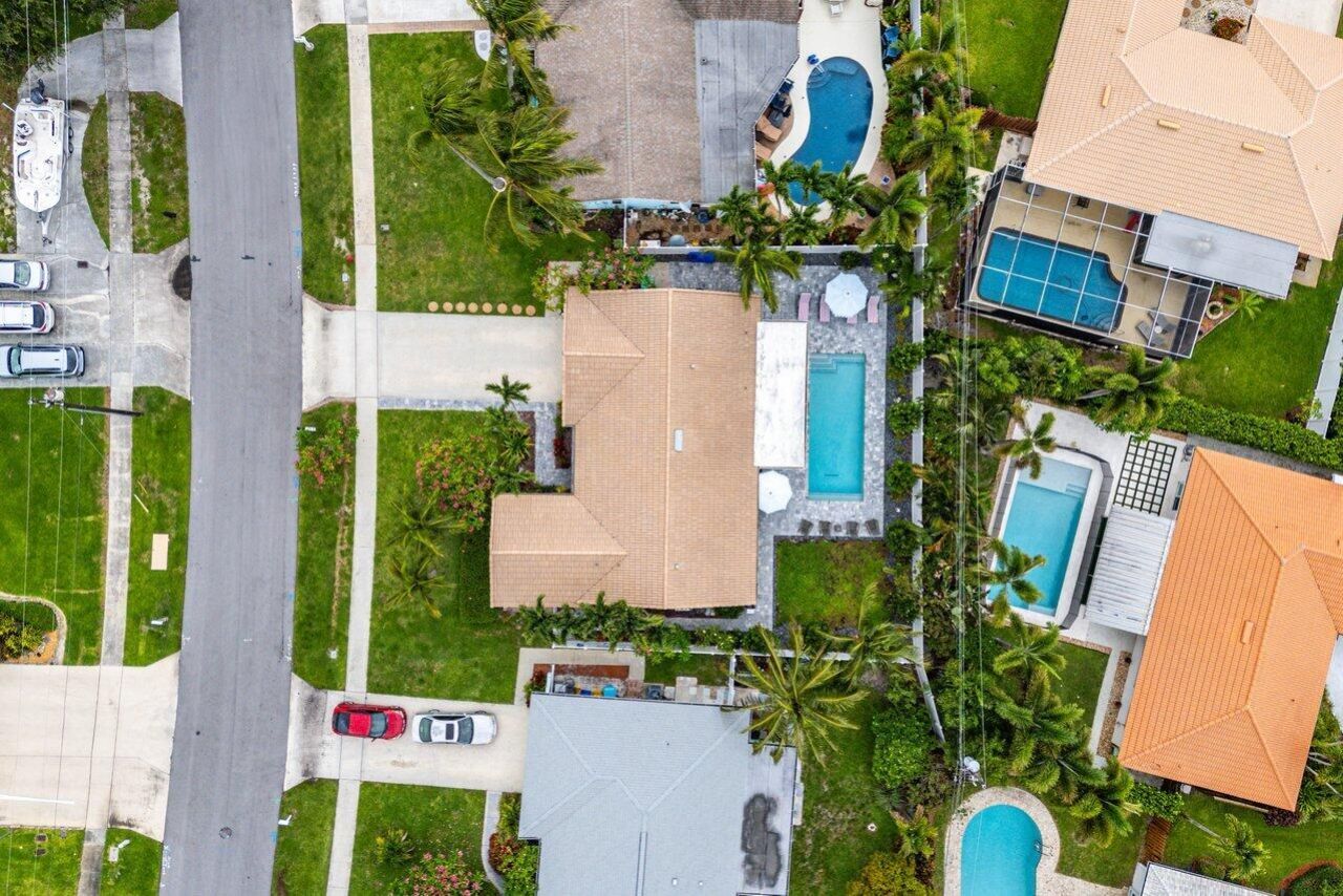 2527 SW 12th Street, Boynton Beach, FL 33426 Photo