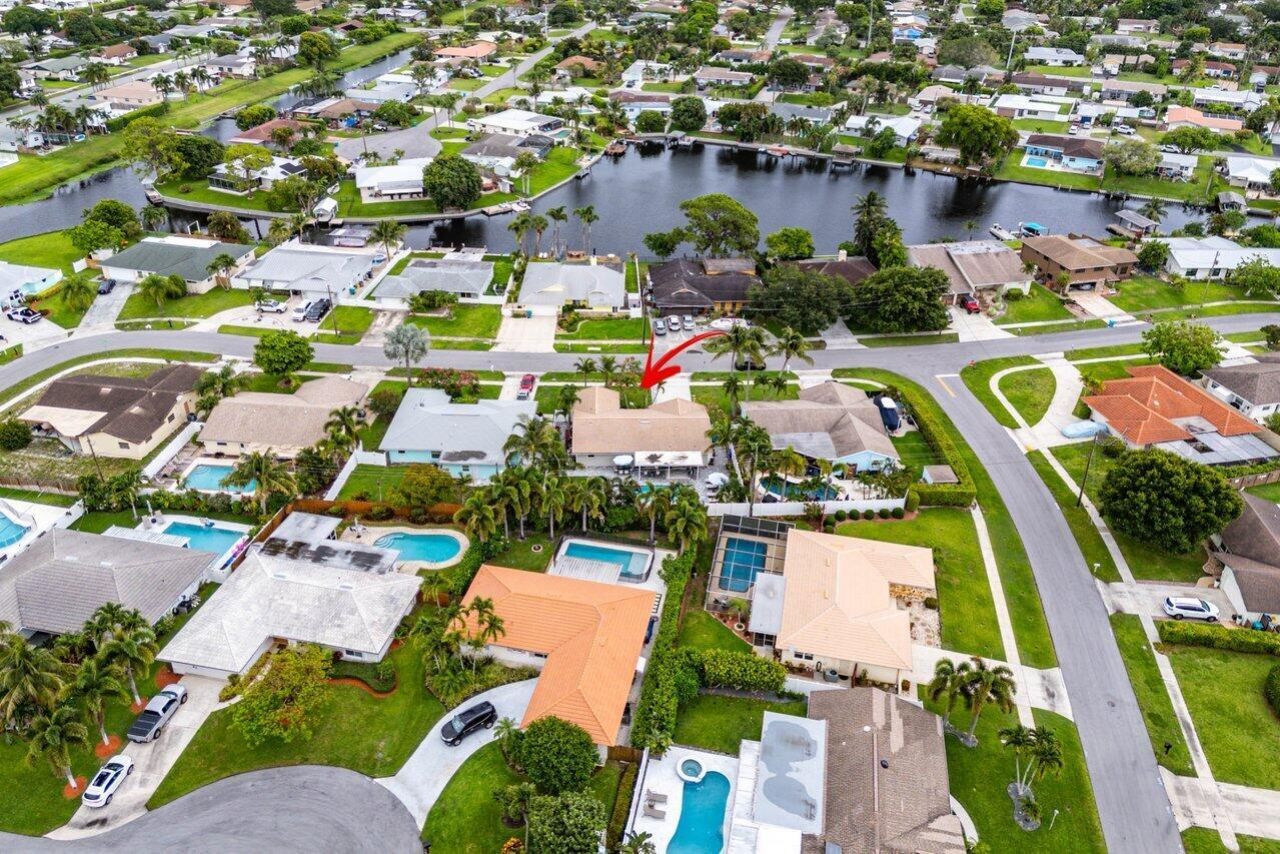 2527 SW 12th Street, Boynton Beach, FL 33426 Photo
