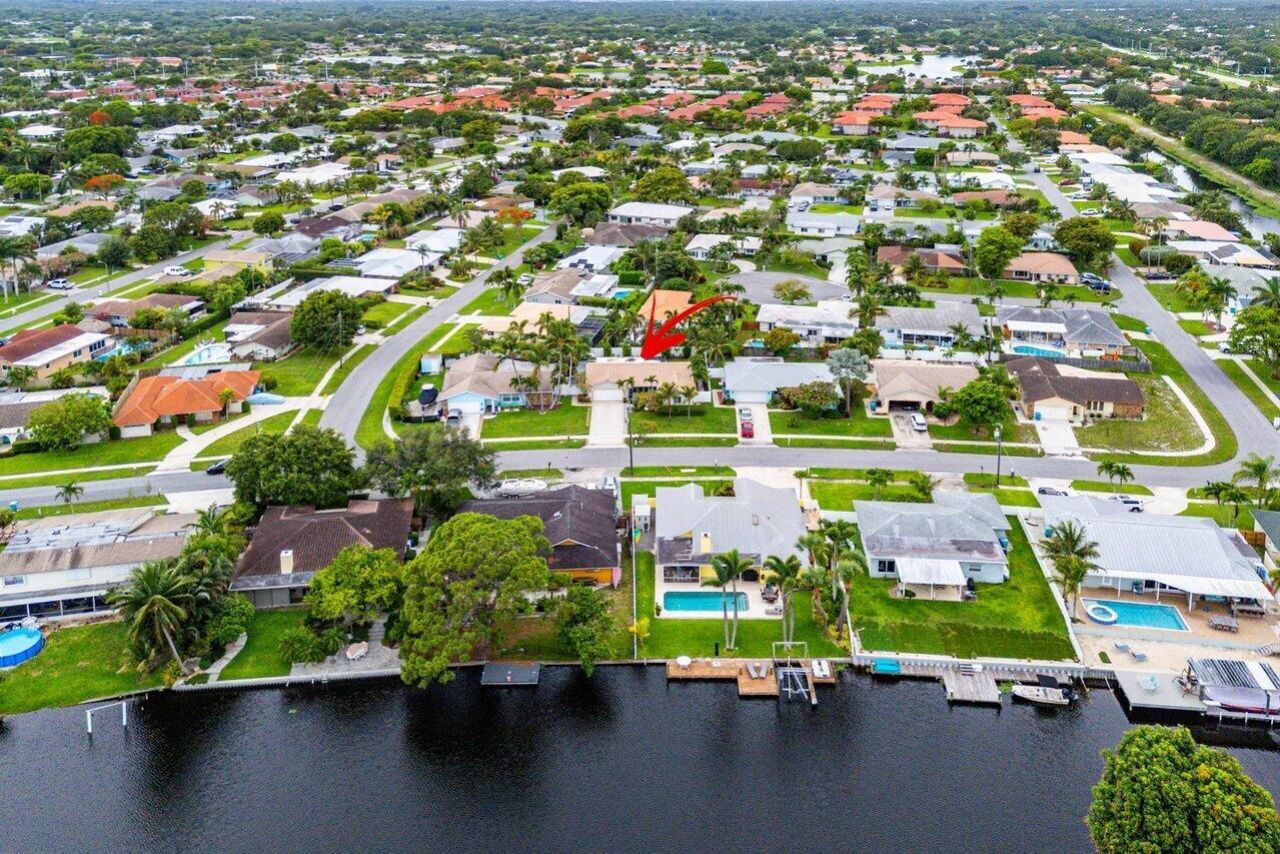 2527 SW 12th Street, Boynton Beach, FL 33426 Photo