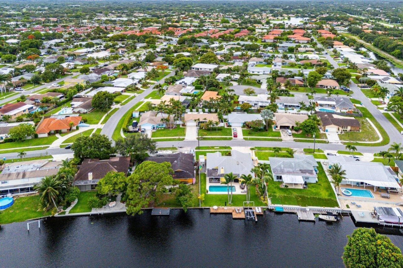 2527 SW 12th Street, Boynton Beach, FL 33426 Photo