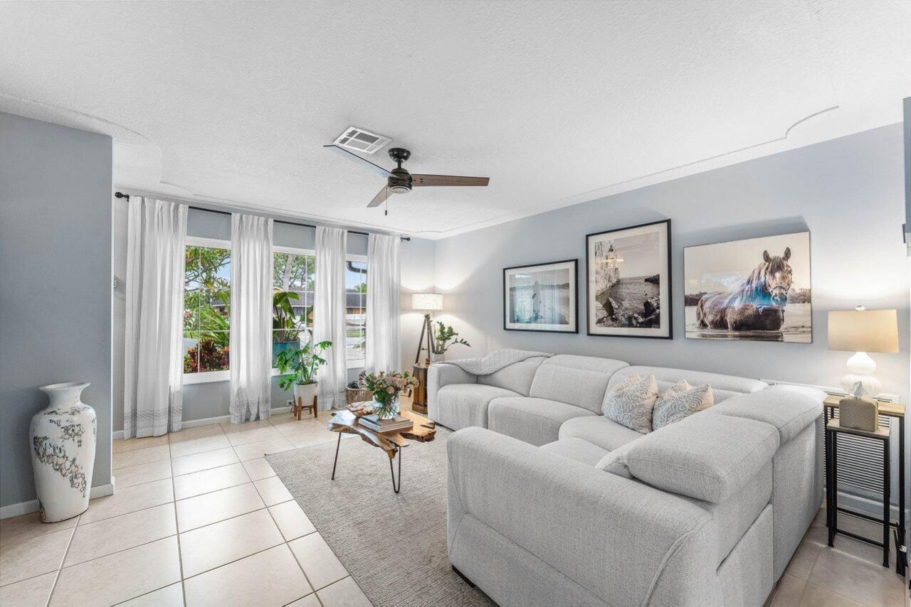 2527 SW 12th Street, Boynton Beach, FL 33426 Photo