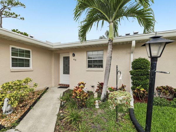 475 Holyoke Lane, Lake Worth, FL 33467