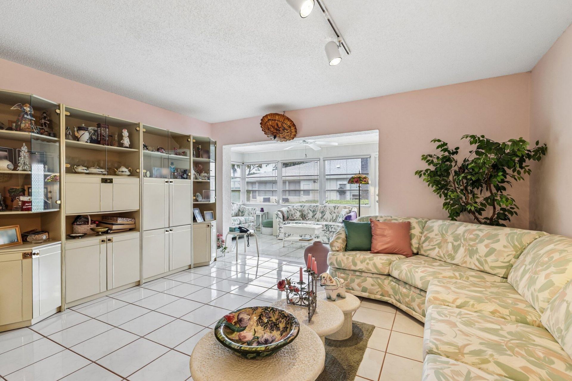 475 Holyoke Lane, Lake Worth, FL 33467 Photo