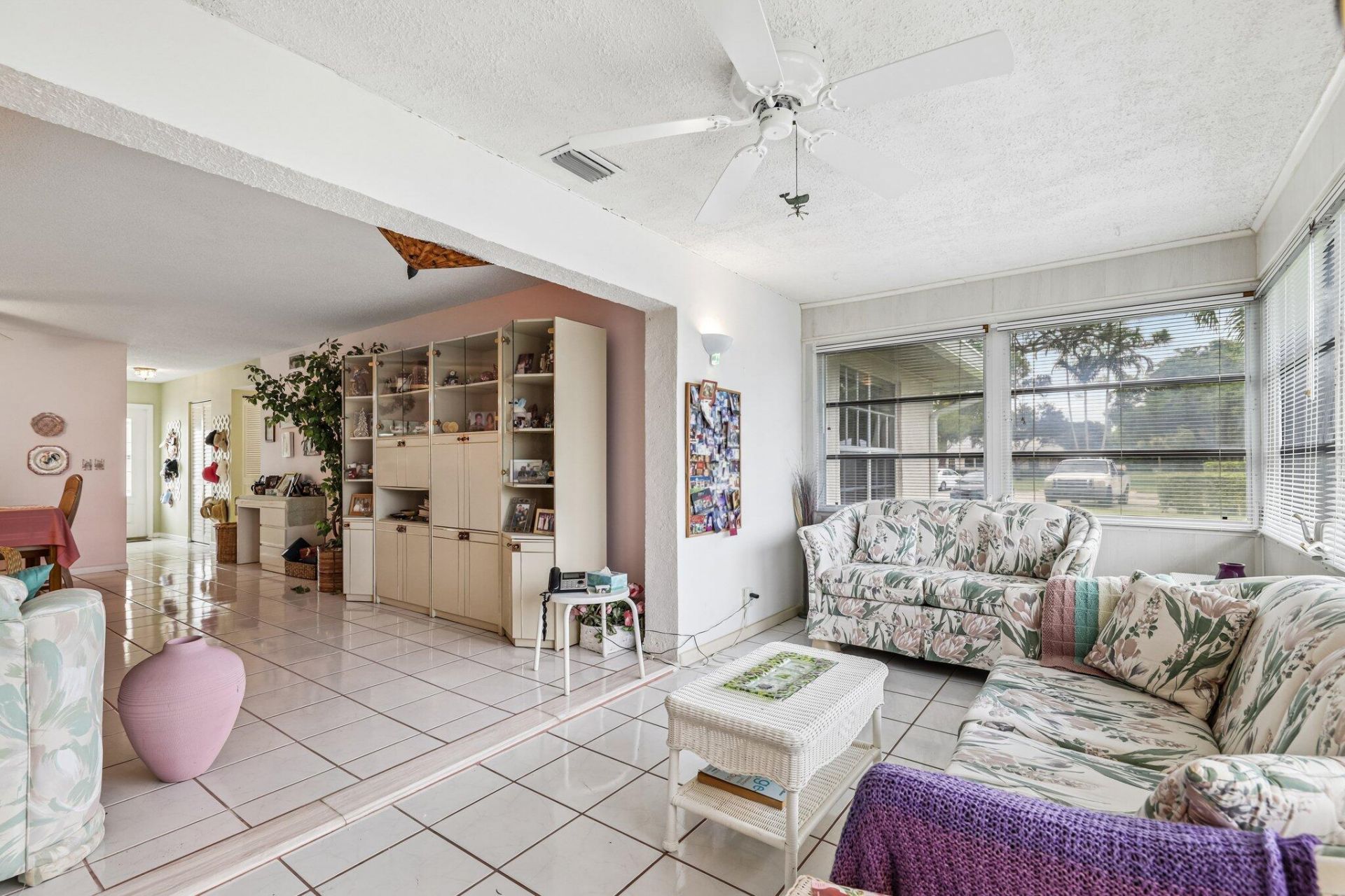 475 Holyoke Lane, Lake Worth, FL 33467 Photo