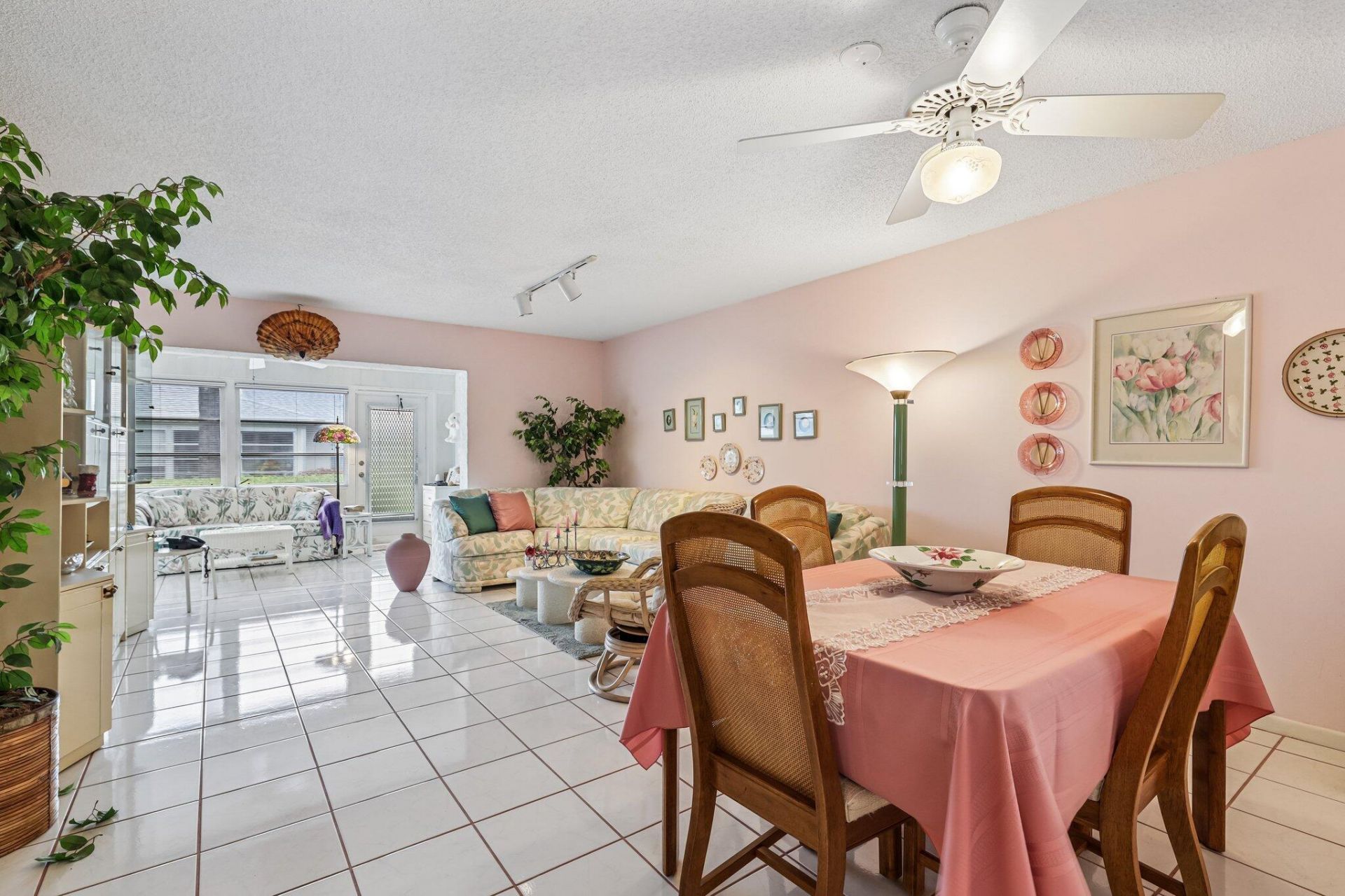 475 Holyoke Lane, Lake Worth, FL 33467 Photo
