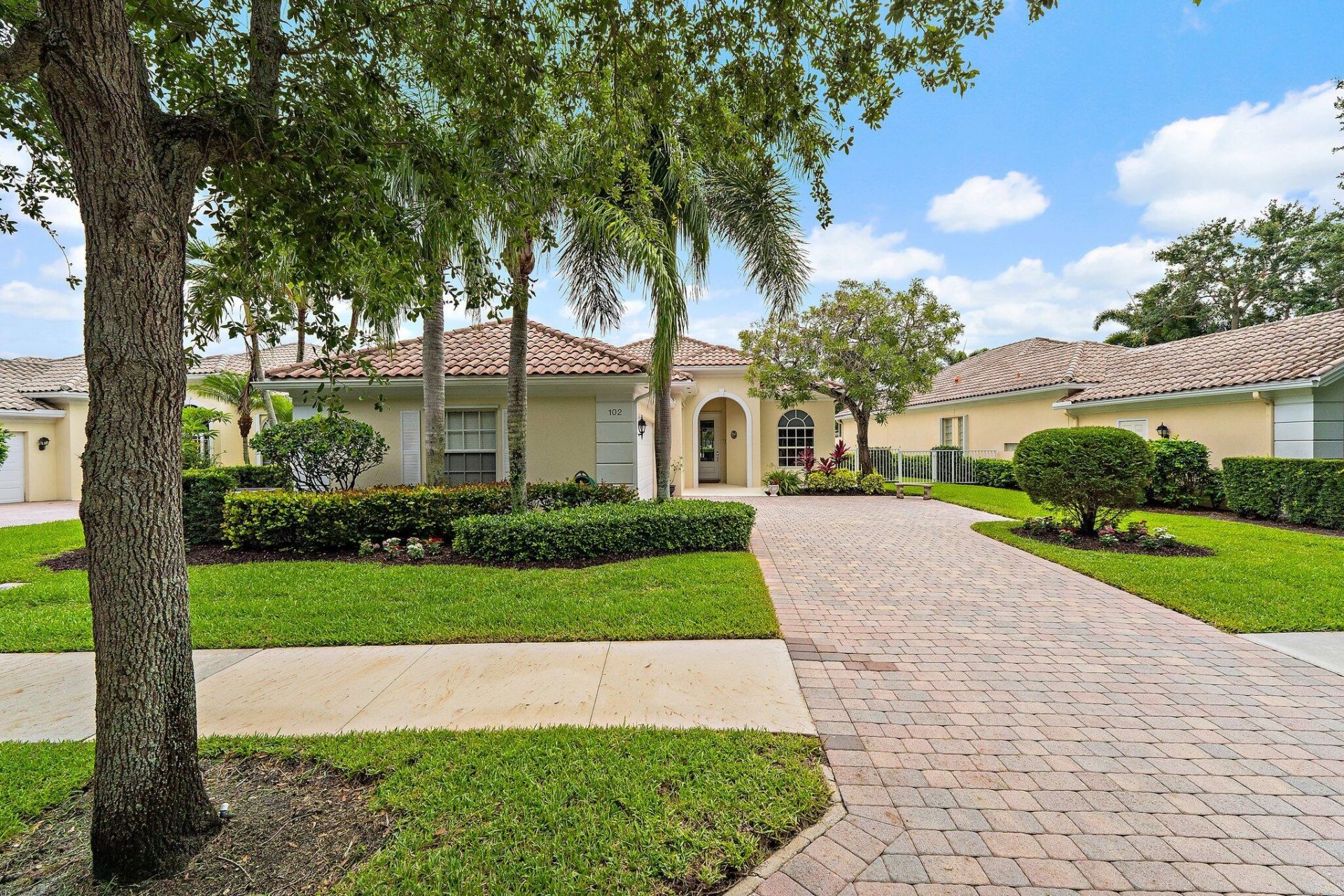 102 Euphrates Circle, Palm Beach Gardens, FL 33410 Photo