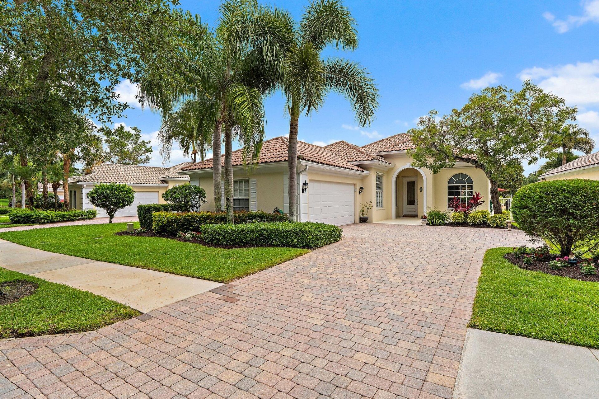 102 Euphrates Circle, Palm Beach Gardens, FL 33410 Photo