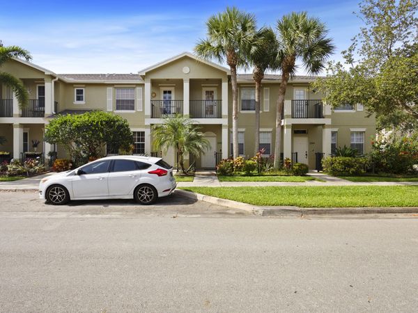 2148 SE Destin Drive, Port St. Lucie, FL 34952