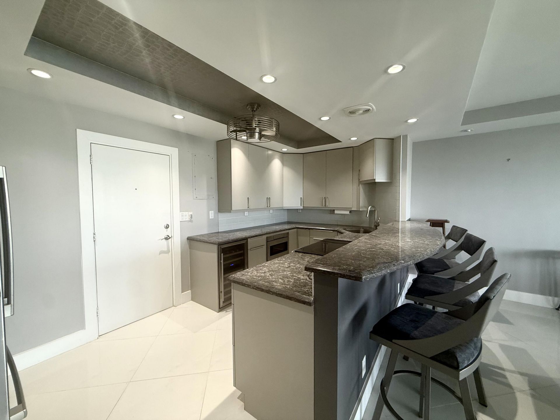 3233 NE 34th Street, Unit 1504, Fort Lauderdale, FL 33308 Photo