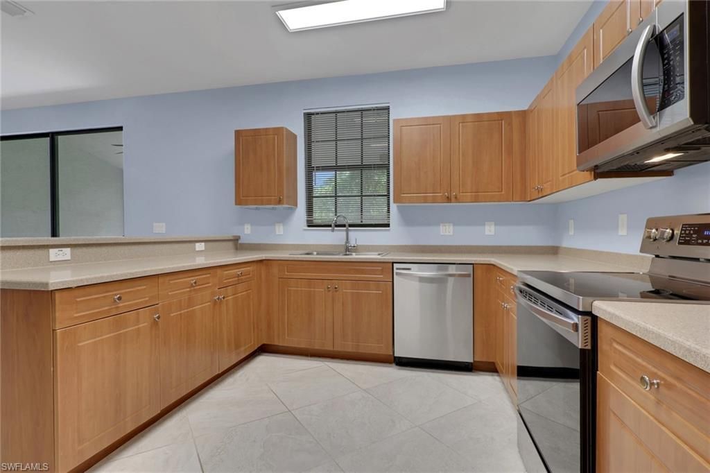 15454 Summit Place Cir, Unit 125, Naples, FL 34119 Photo