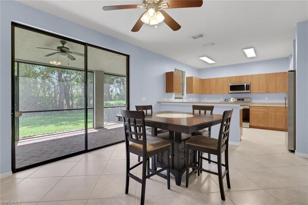 15454 Summit Place Cir, Unit 125, Naples, FL 34119 Photo