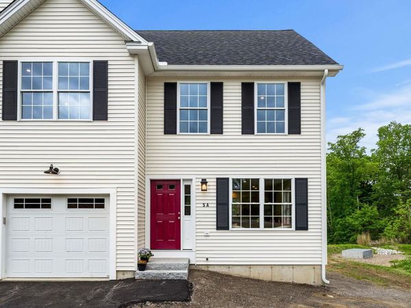 5A Violette Drive, Epping, NH 03042
