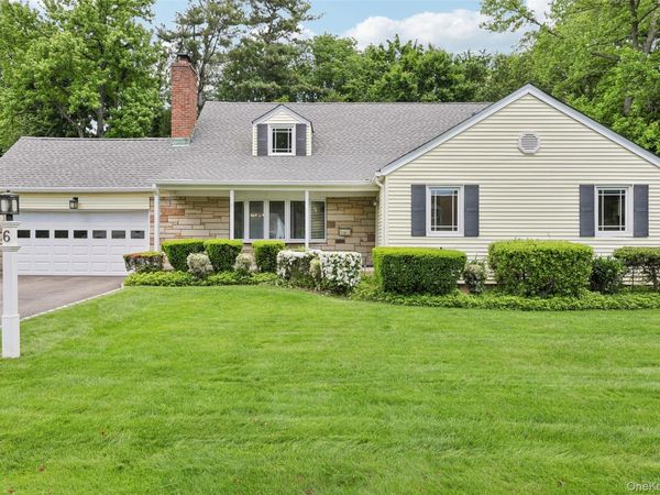 6 Berry Lane , Glen Cove, NY 11542