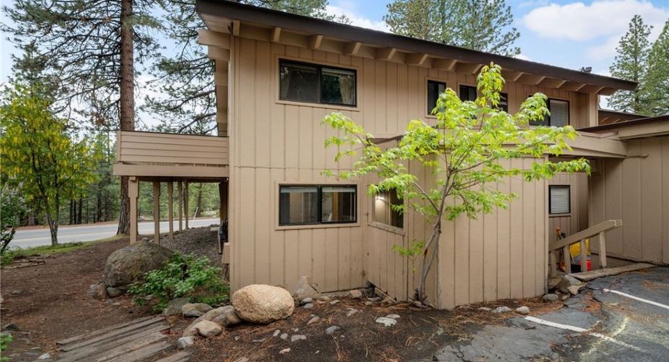321 Ski Way, Unit 182, Incline Village, NV 89451 Photo