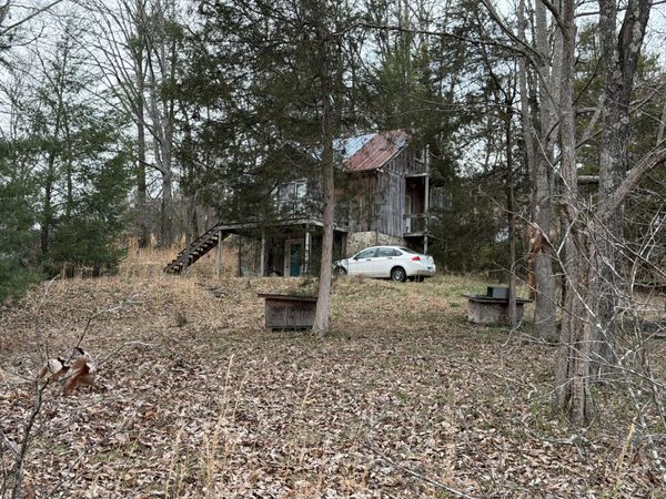 364 Shady Grove Rd , Lancing, TN 37770