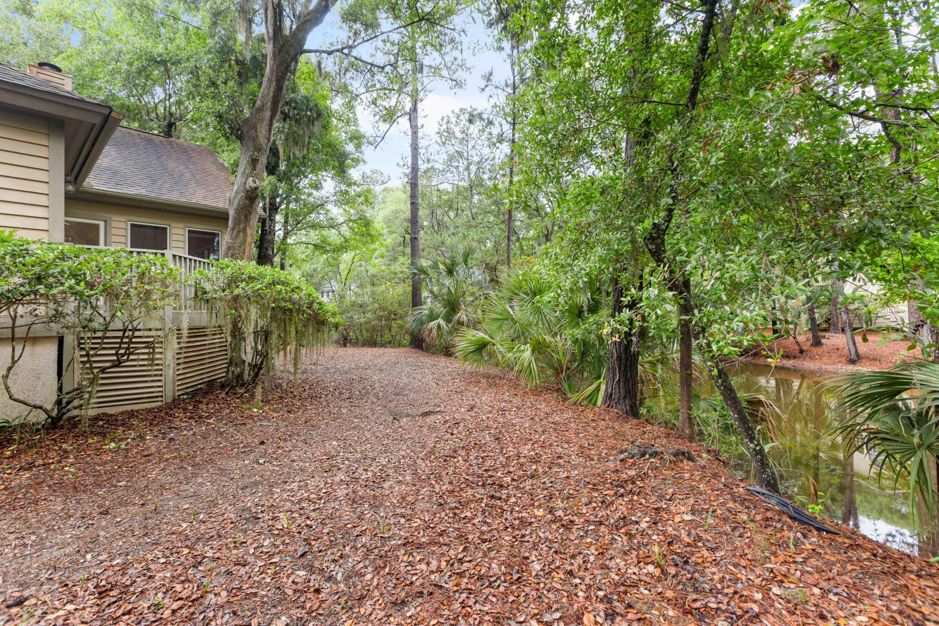 2711 Old Forest Photo 36