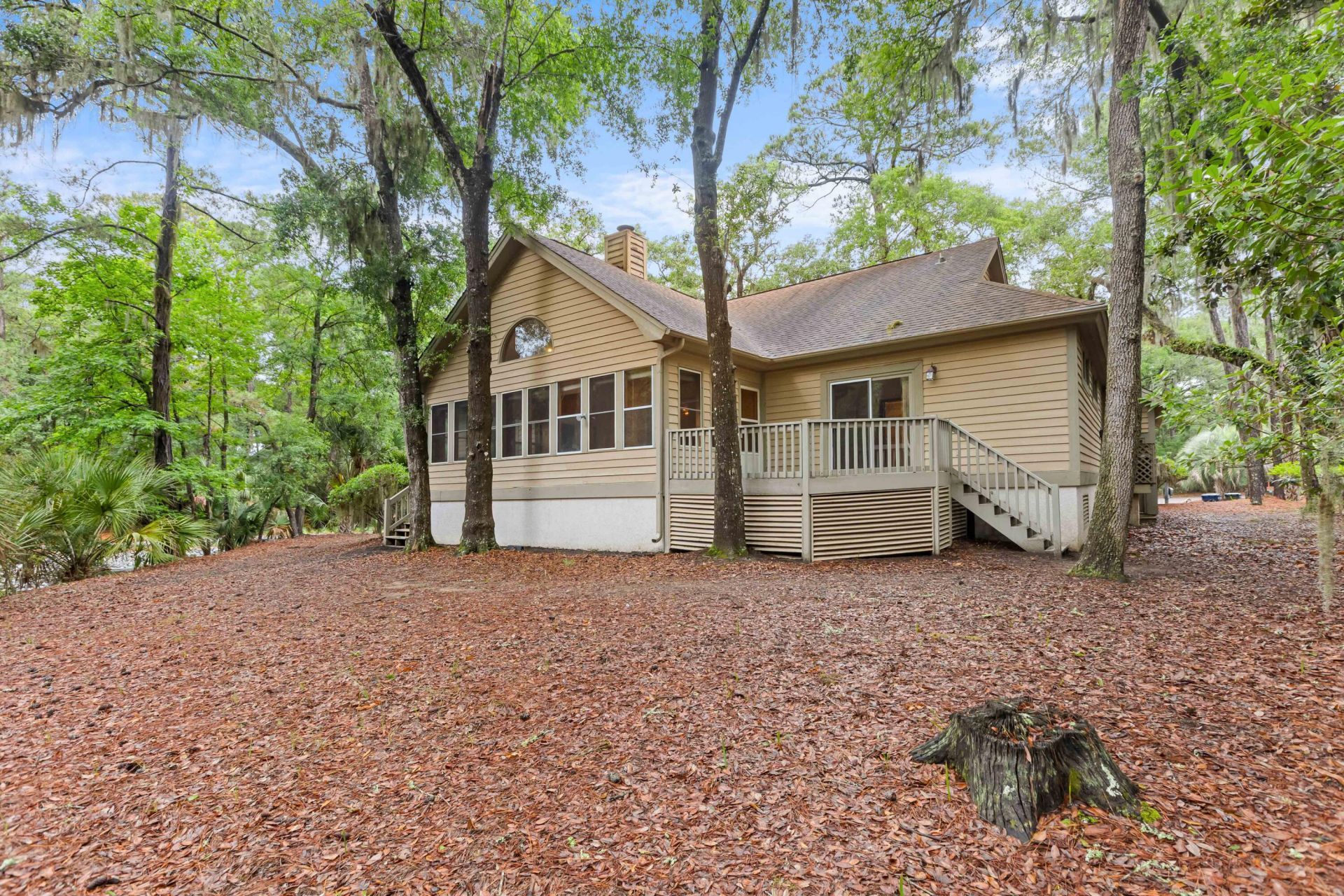 2711 Old Forest Photo 37