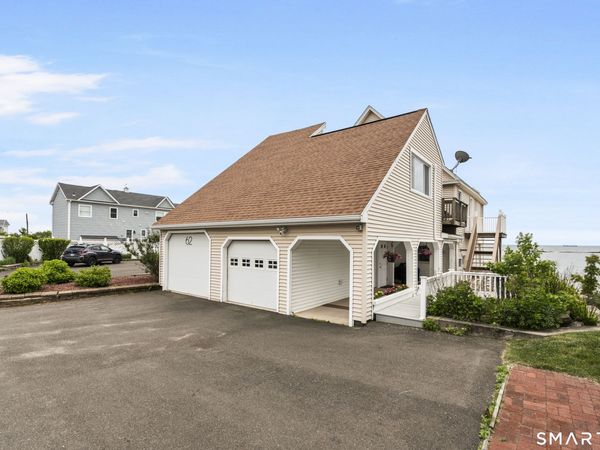 62 Cosey Beach , Unit 2nd flr, East Haven, CT 06512