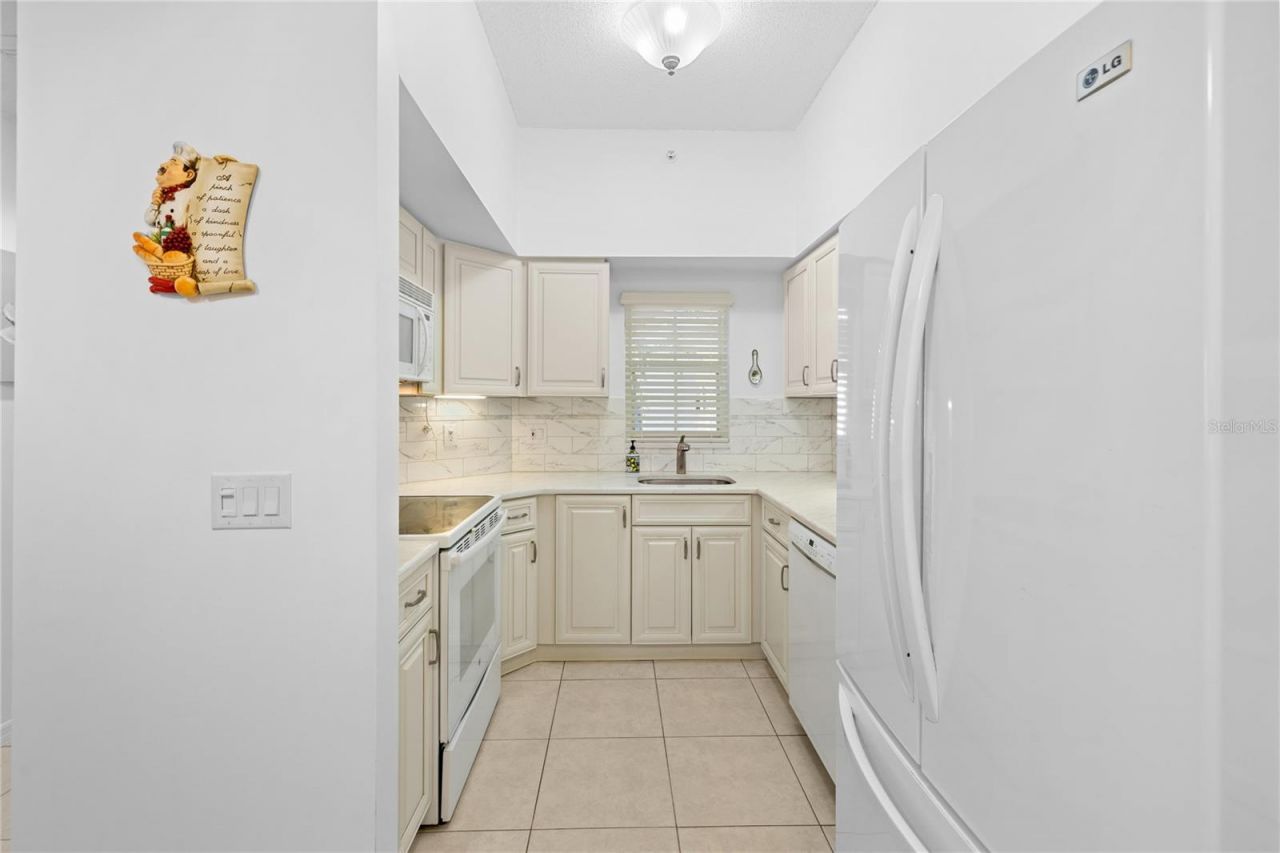 4244 Central Sarasota Parkway , Unit 716, Sarasota, FL 34238 Photo