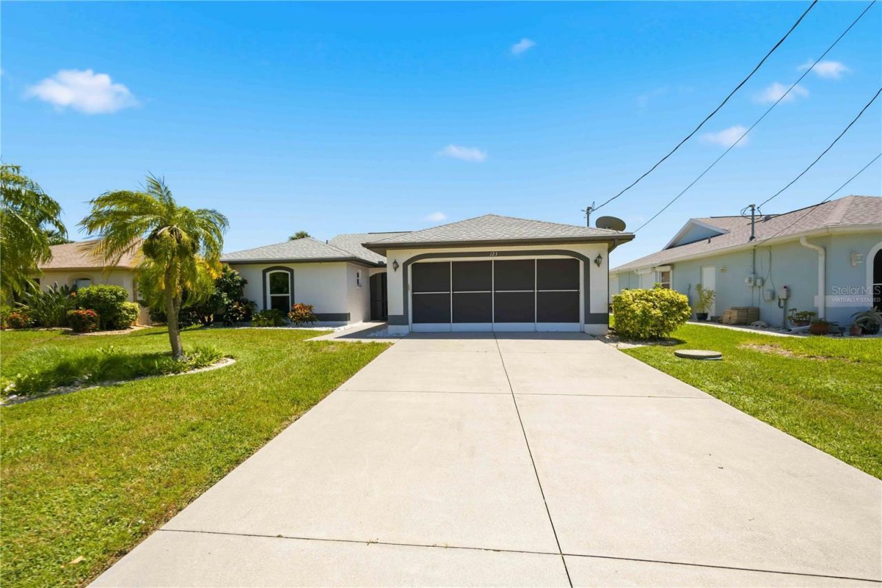 123 Kings Drive, Rotonda West, FL 33947 Main Photo