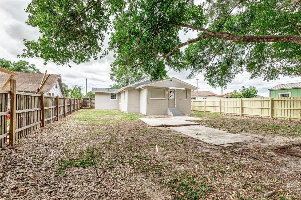 340 Weaver Avenue , Lake Wales, FL 33853 Photo