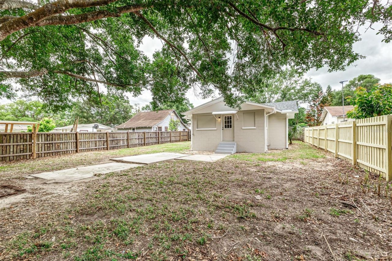 340 Weaver Avenue , Lake Wales, FL 33853 Photo