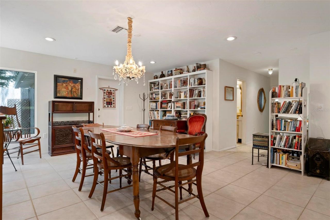 417 Baycrest Drive, Venice, FL 34285 Photo