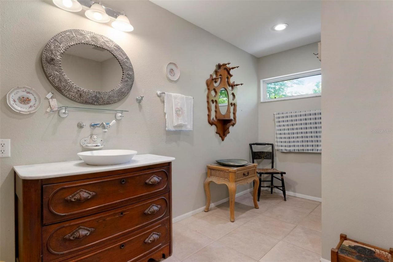 417 Baycrest Drive, Venice, FL 34285 Photo