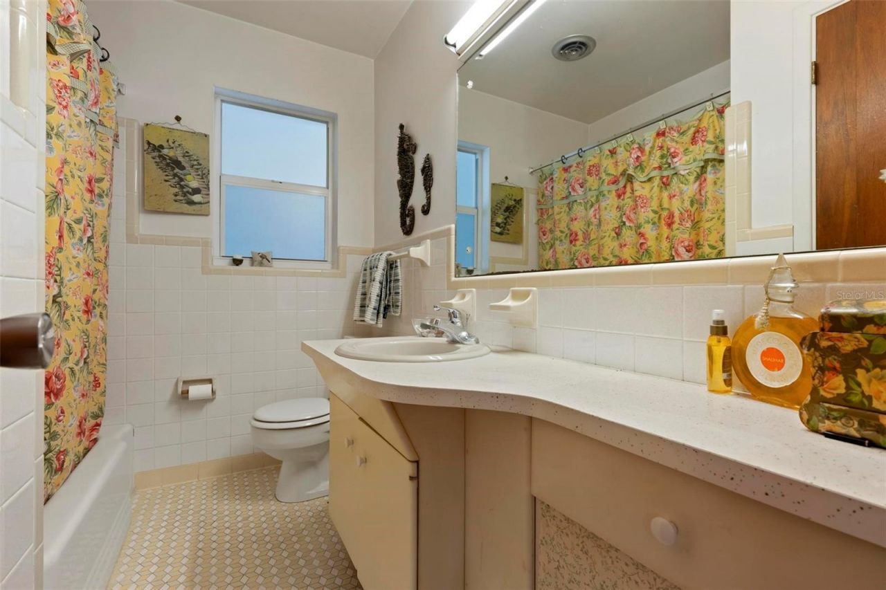 417 Baycrest Drive, Venice, FL 34285 Photo