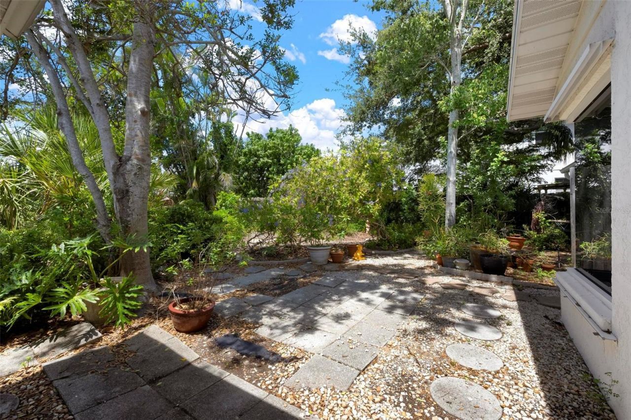 417 Baycrest Drive, Venice, FL 34285 Photo