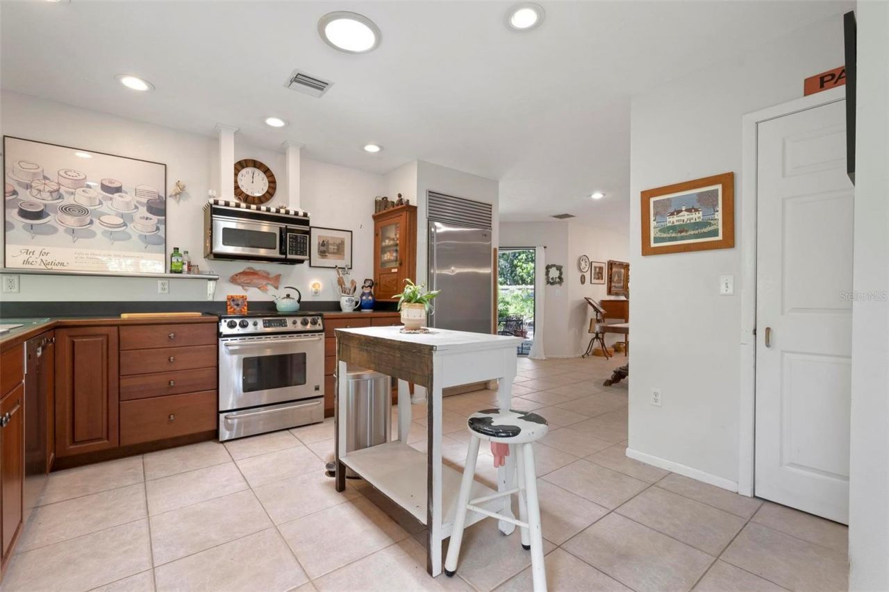 417 Baycrest Drive, Venice, FL 34285 Photo
