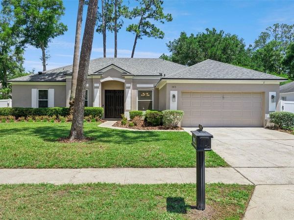 303 PINESTRAW CIRCLE , ALTAMONTE SPRINGS, FL 32714