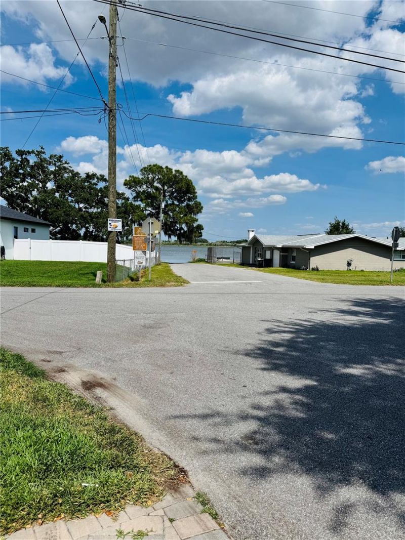 803 Lake Jessie Dr Drive , Winter Haven, FL 33881 Photo