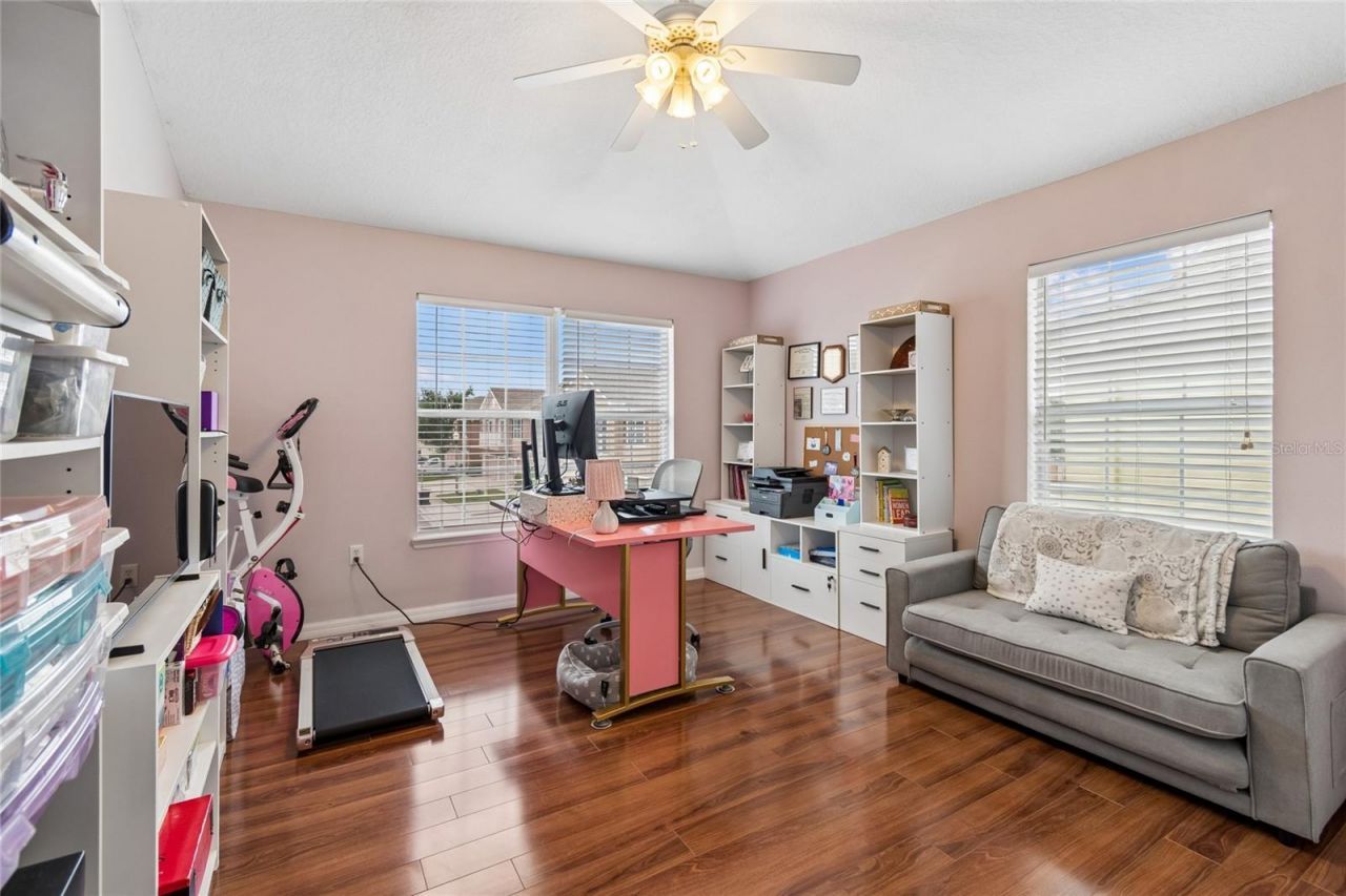 604 51st Avenue N, Saint Petersburg, FL 33703 Photo