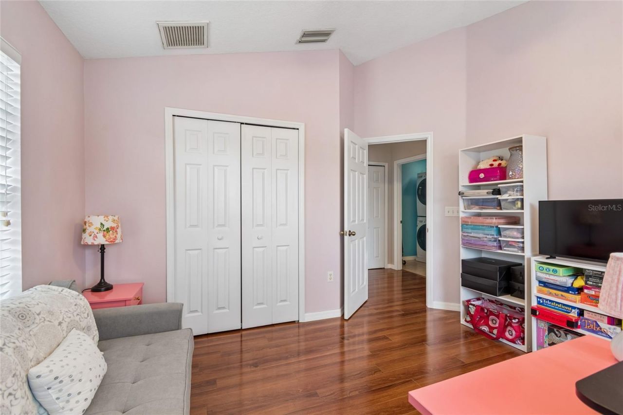 604 51st Avenue N, Saint Petersburg, FL 33703 Photo